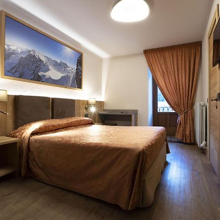 Hotel Des Glaciers Courmayeur Eksteriør bilde