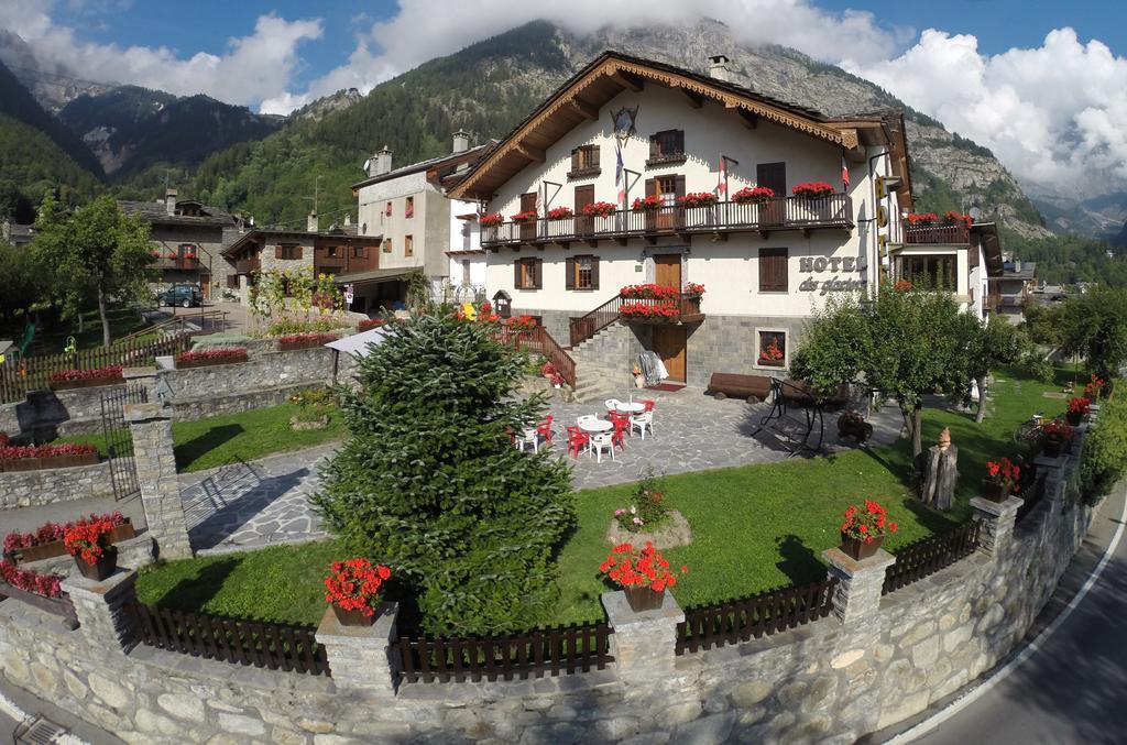Hotel Des Glaciers Courmayeur Eksteriør bilde