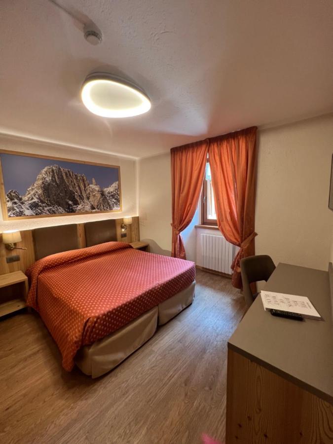 Hotel Des Glaciers Courmayeur Eksteriør bilde