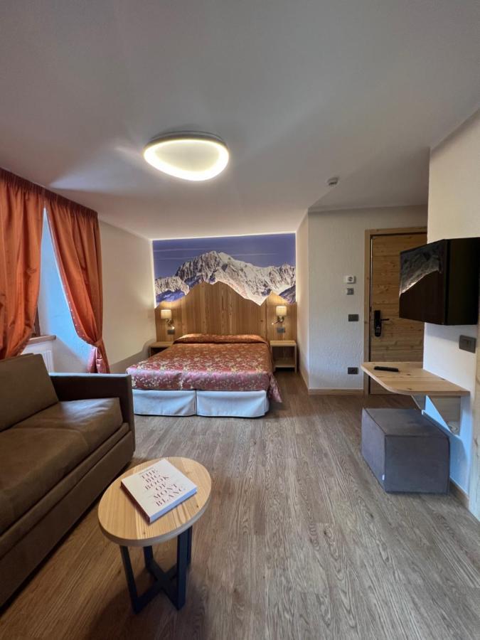 Hotel Des Glaciers Courmayeur Eksteriør bilde
