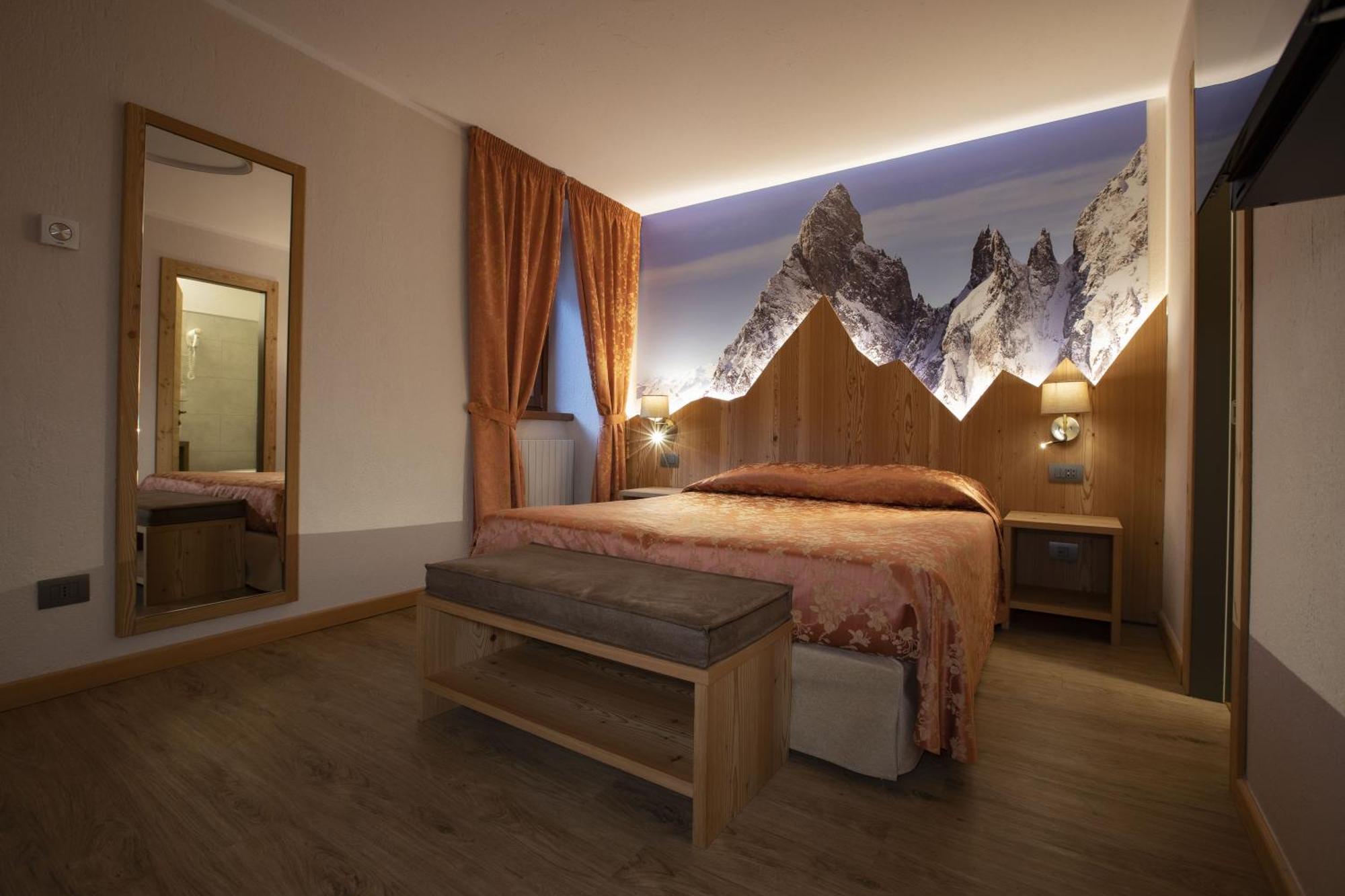 Hotel Des Glaciers Courmayeur Eksteriør bilde