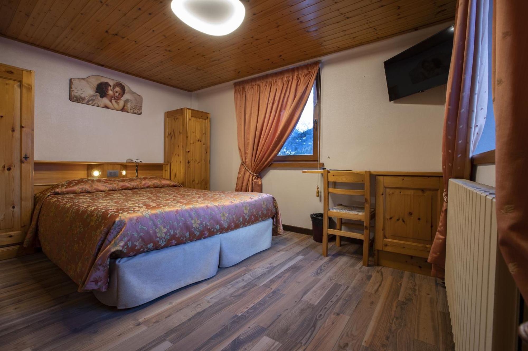 Hotel Des Glaciers Courmayeur Eksteriør bilde