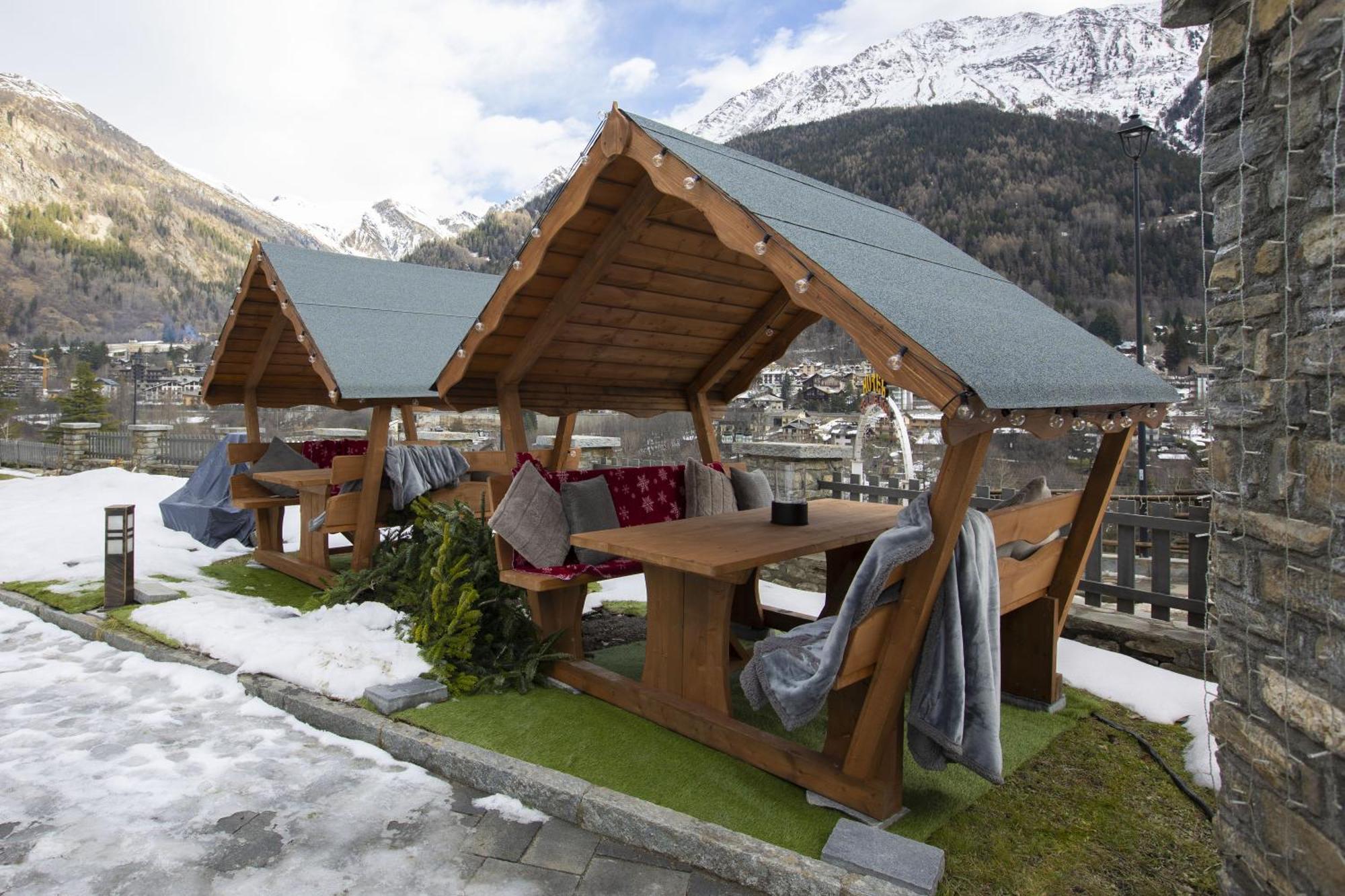 Hotel Des Glaciers Courmayeur Eksteriør bilde
