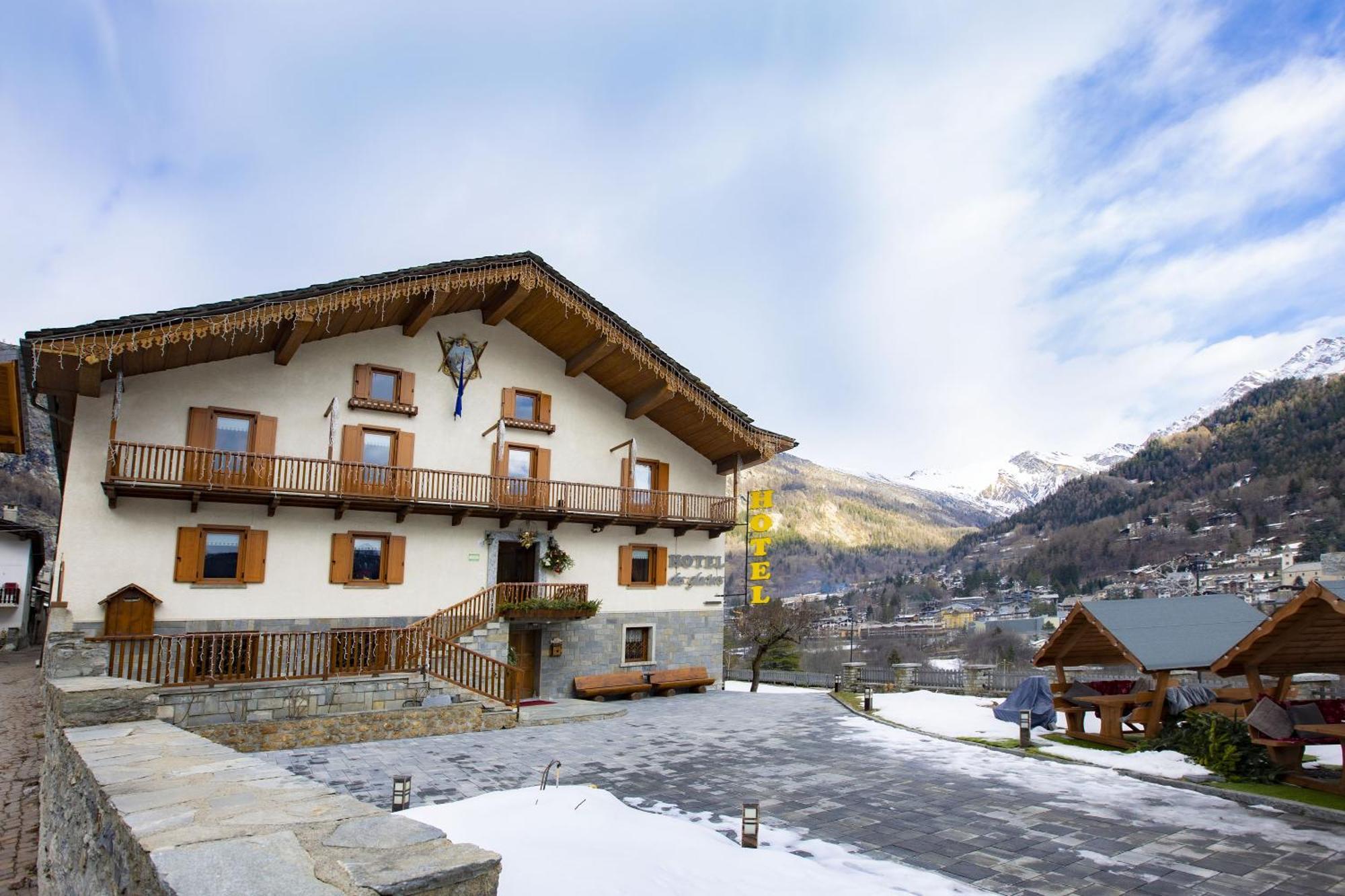 Hotel Des Glaciers Courmayeur Eksteriør bilde