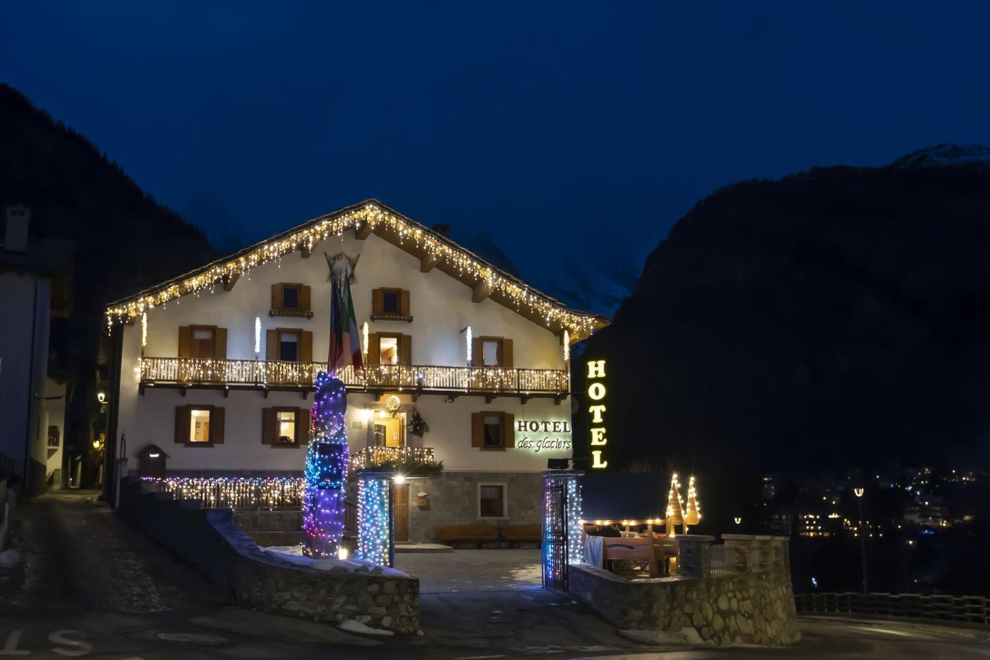 Hotel Des Glaciers Courmayeur Eksteriør bilde
